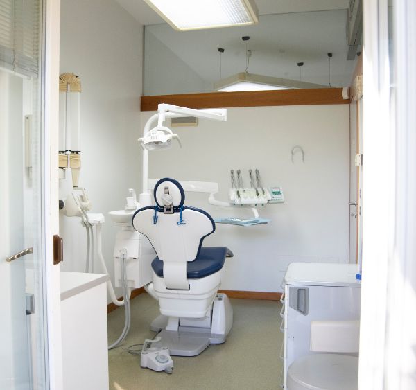 studio dentistico carloni riva del garda (21).jpg